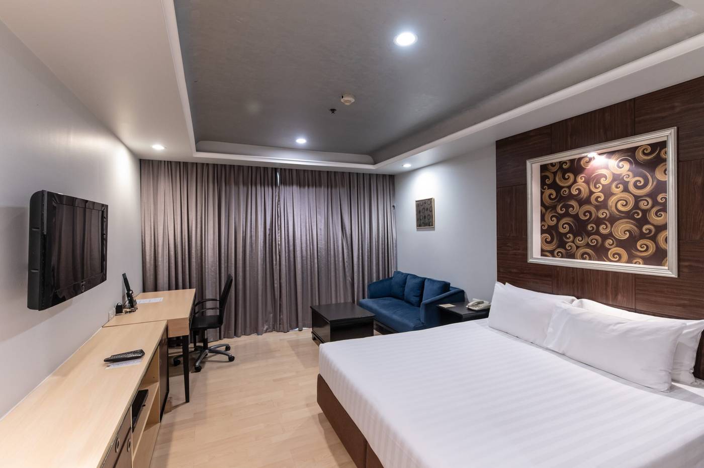Admiral-Premier-Sukhumvit--SHA-Plus----Room-8