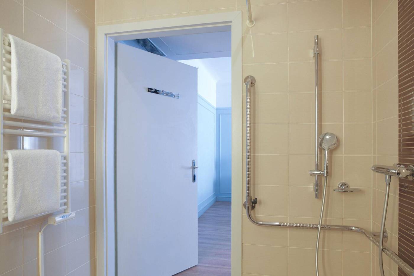 Marriott-Hotel-Paris-Opera-Ambassador-Room-48