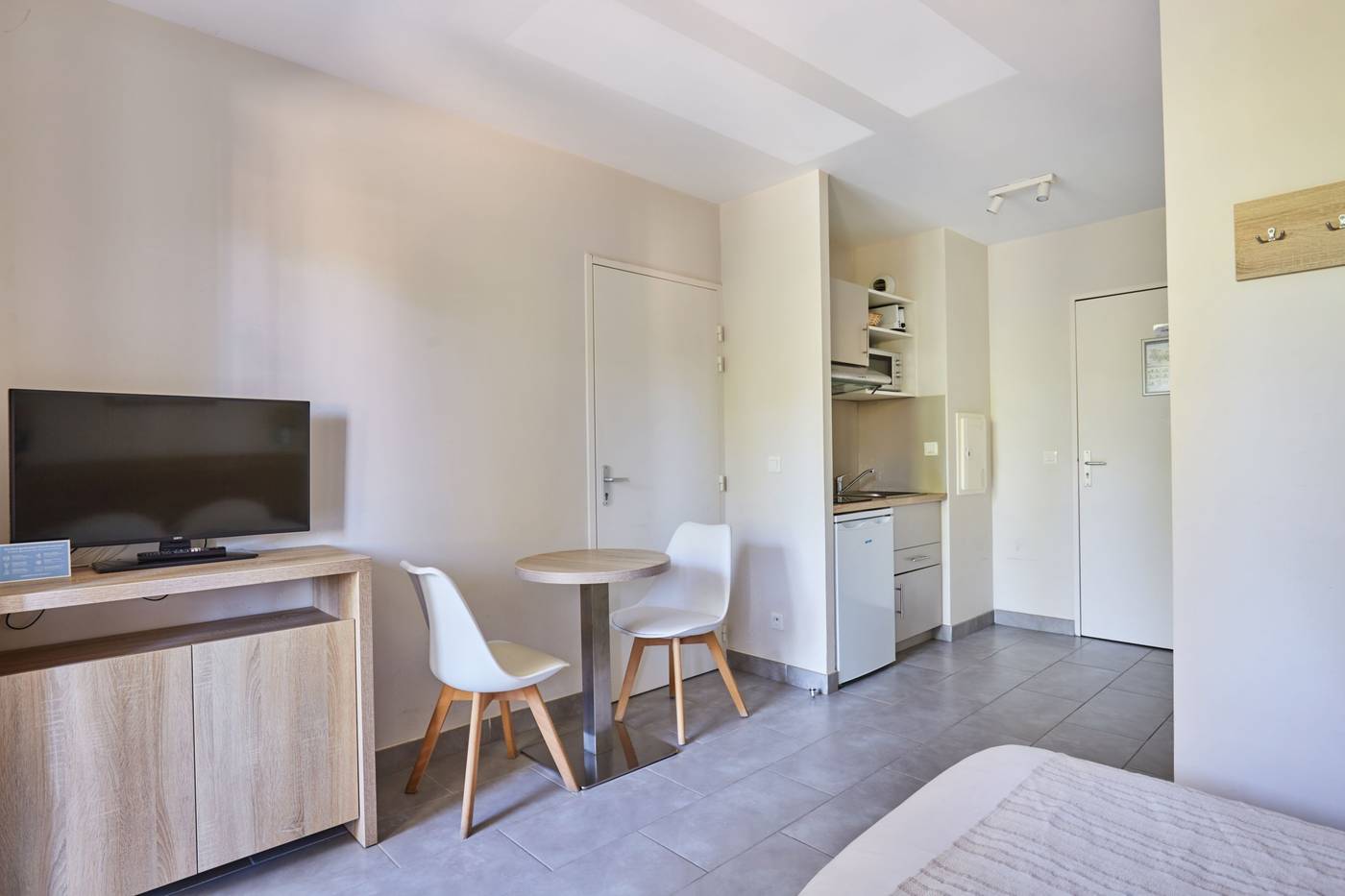 Residence-Prestige-Odalys-Les-Canissons-Room-40