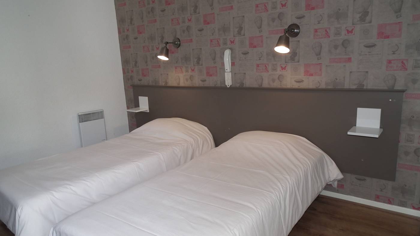 Pays Bas-France-LOURDES-Room-6