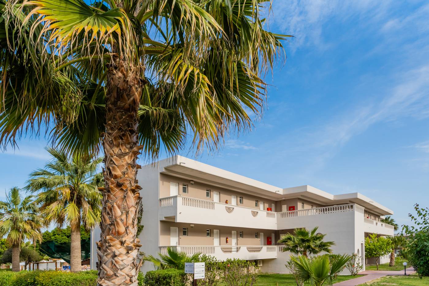 Lardos-Bay-General-view-17