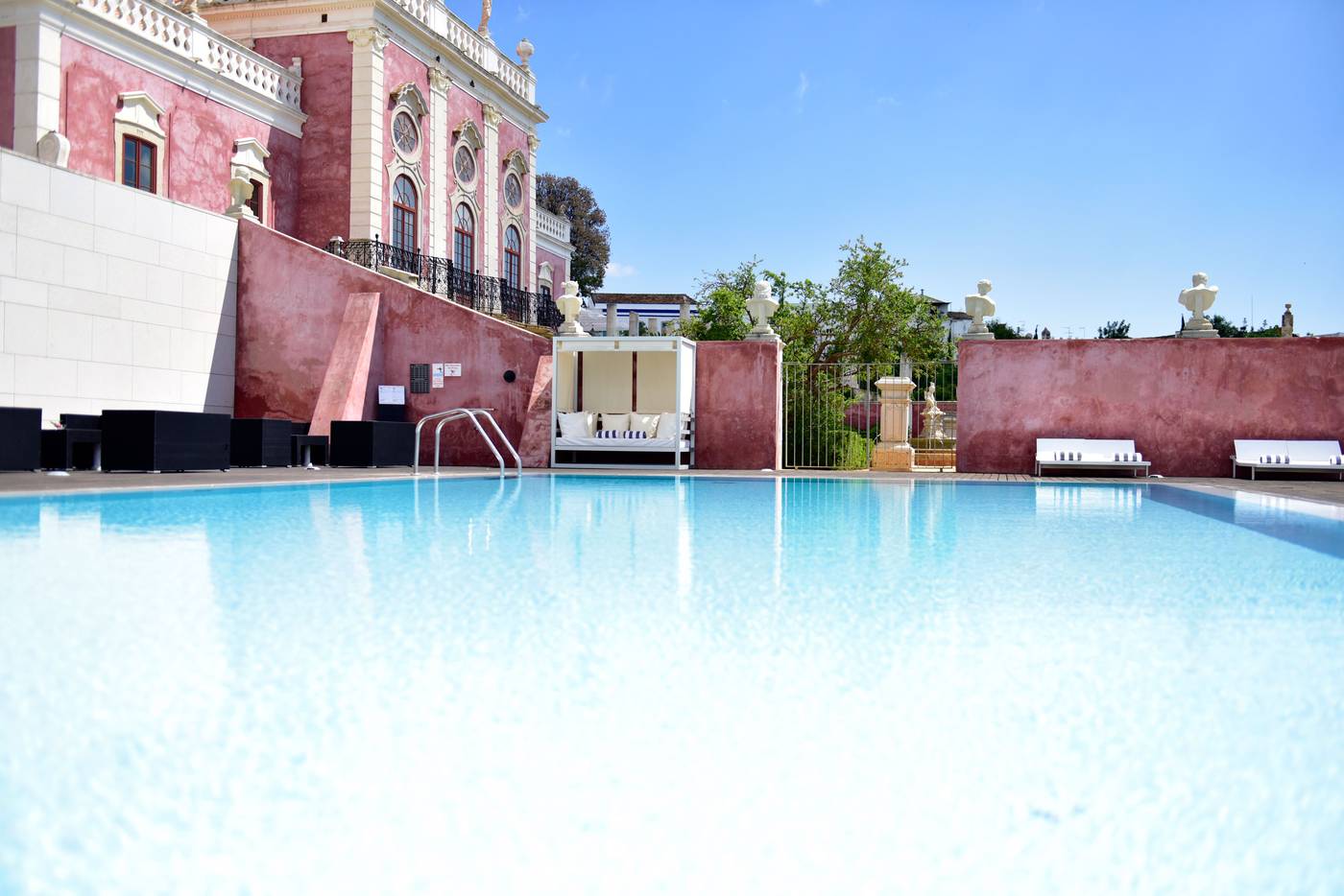 Pousada-Palacio-de-Estoi-Pool-5