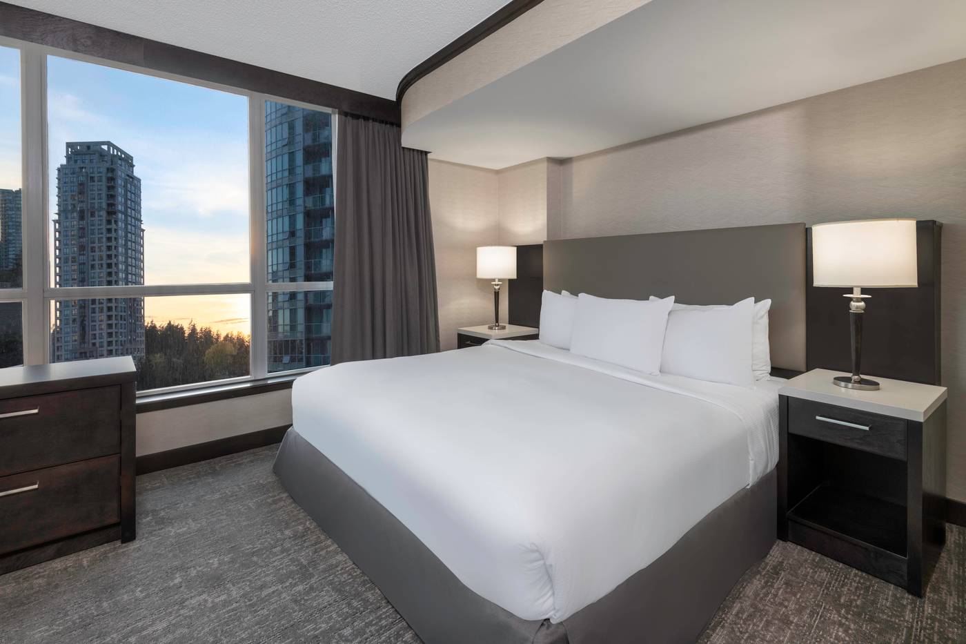 Hilton-Vancouver-Metrotown-Room-19