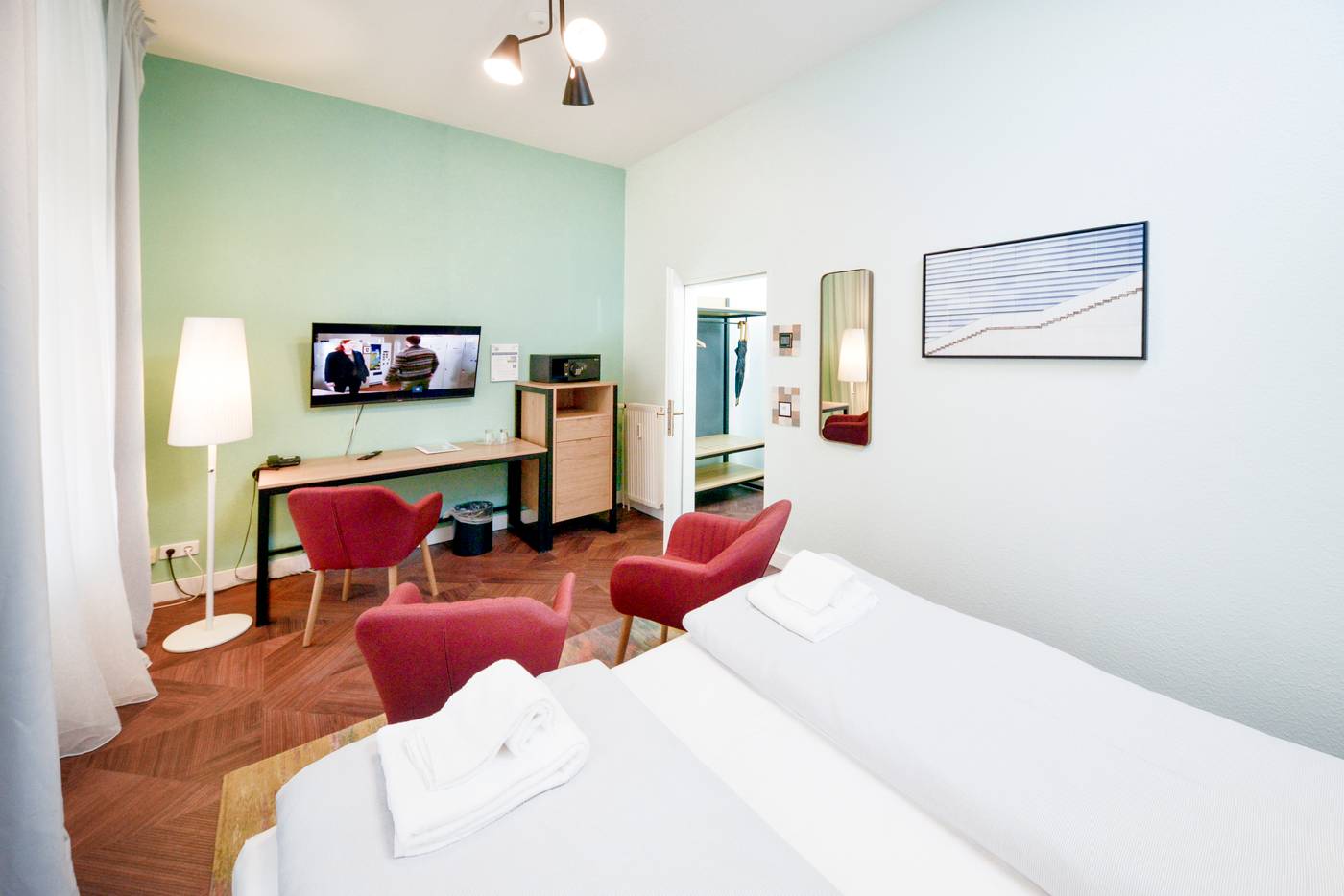 AMC-Hotel---Schoneberg-Room-27