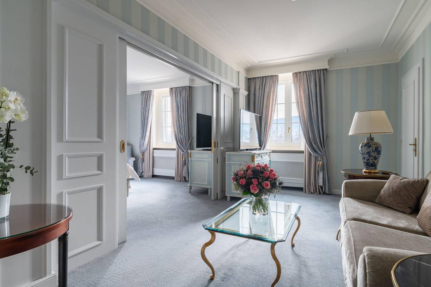 Four-Seasons-Hotel-Geneva-Room-29