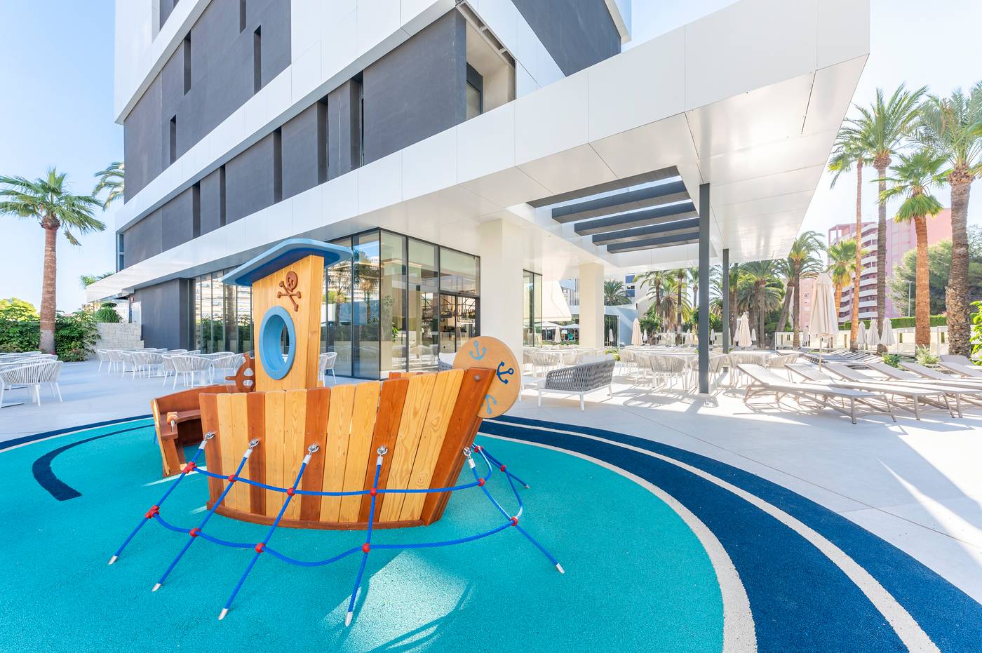 Port-Alicante--Playa-de-San-Juan-Sports-and-Entertainment-66