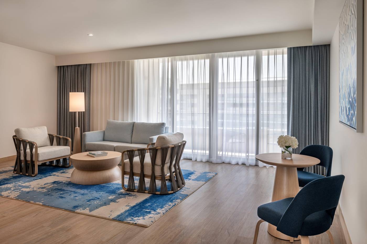 Crowne-Plaza-Hotel-Abu-Dhabi-Yas-Island-Room-30