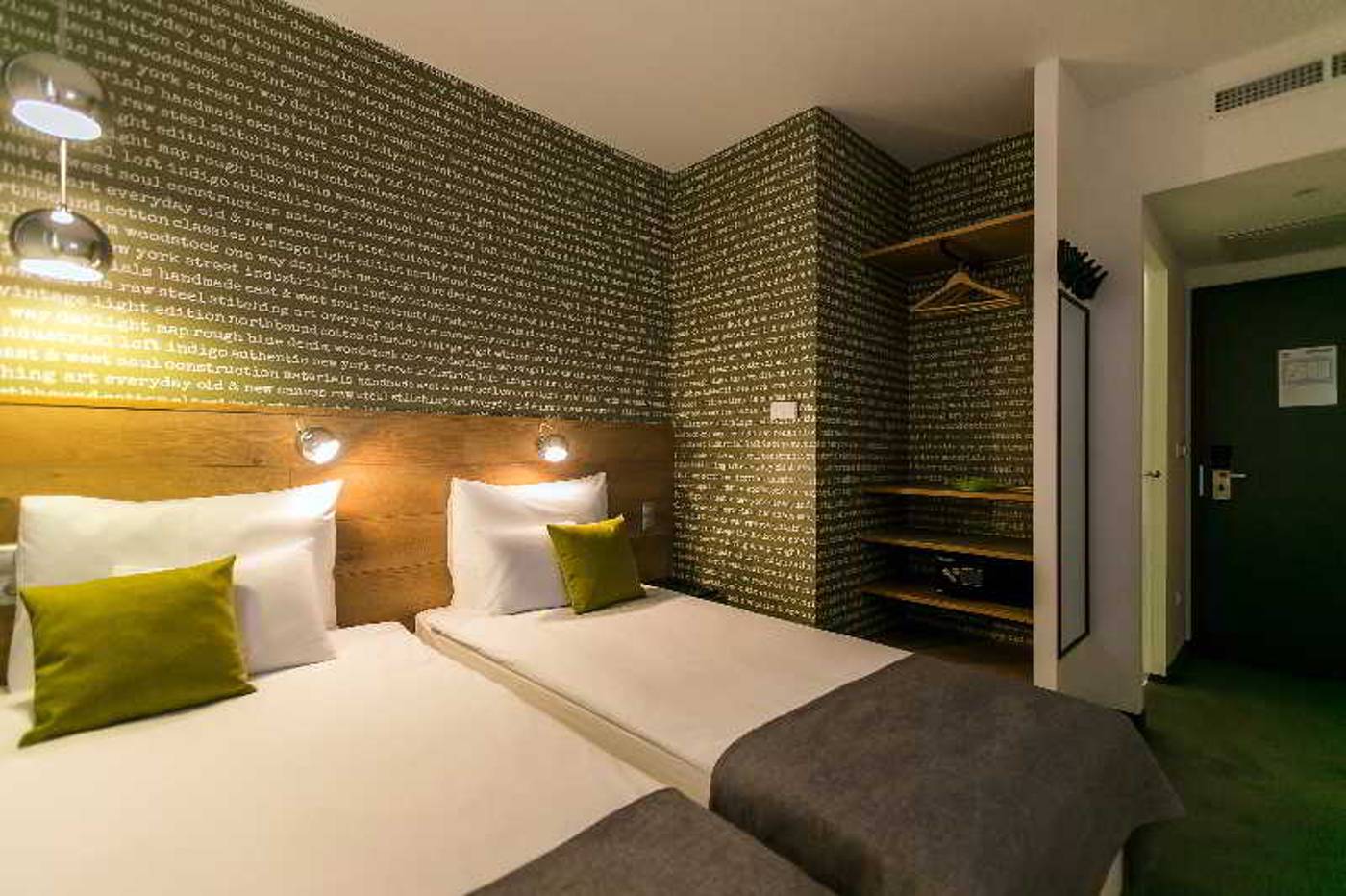 Roombach-Hotel-Budapest-Center-Room-17