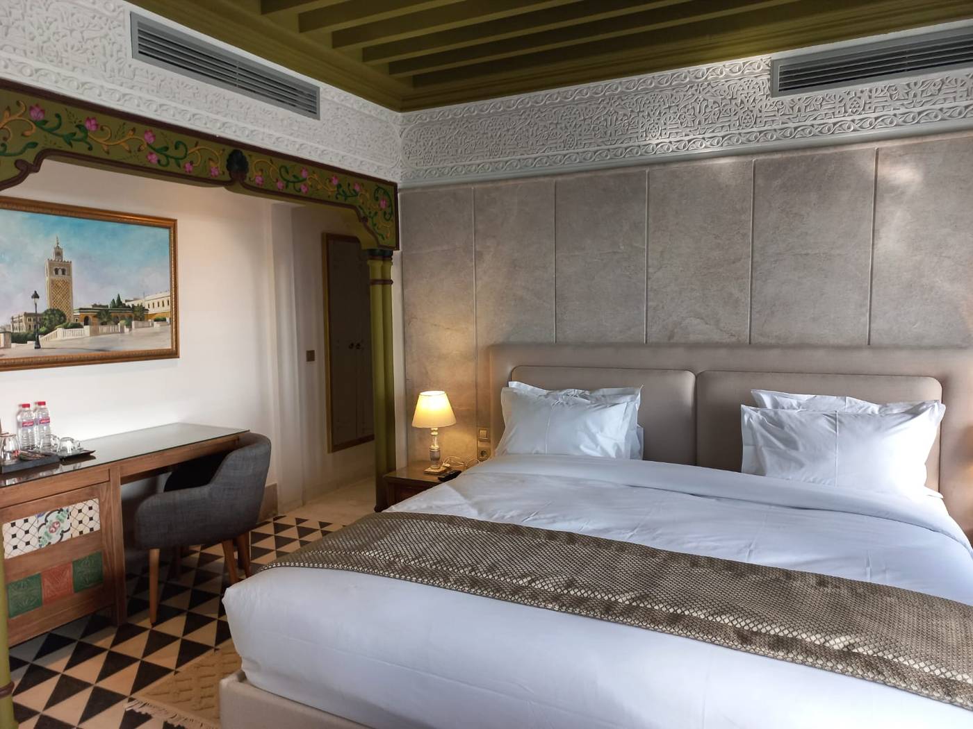 La-Menara-Hotel---Spa-Room-17