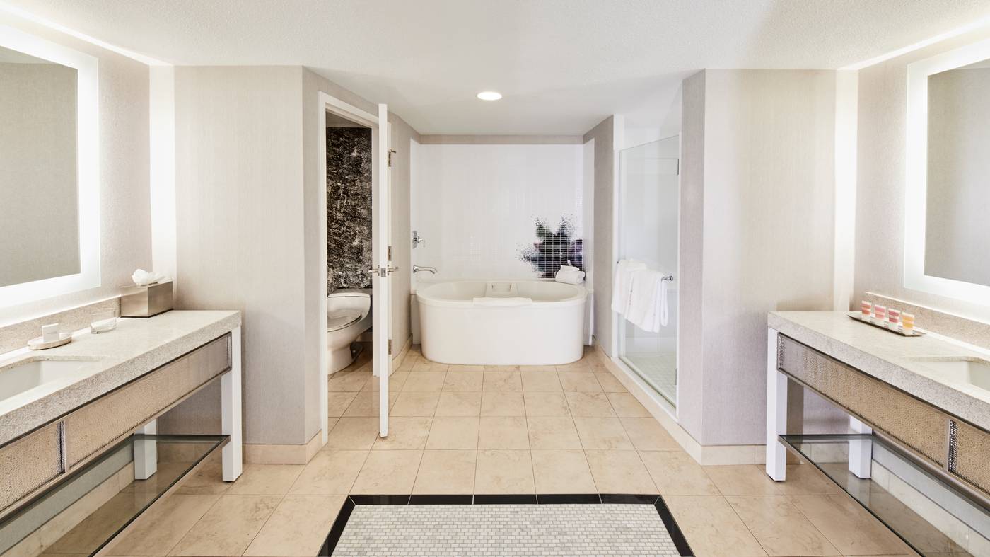 Planet-Hollywood-Resort---Casino-Room-40