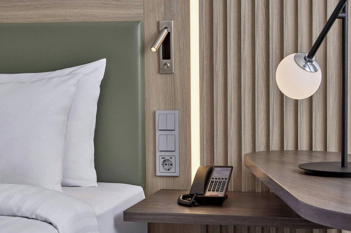 Courtyard-Berlin-City-Center-Room-10