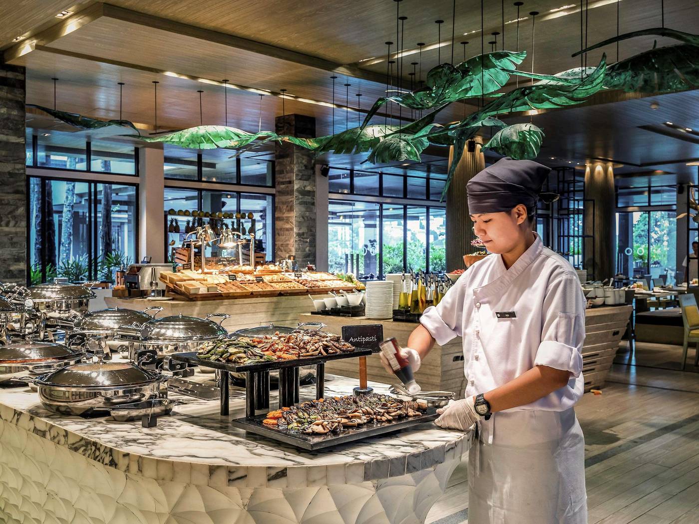 Pullman-Phuket-Arcadia-Resort-Restaurant-54