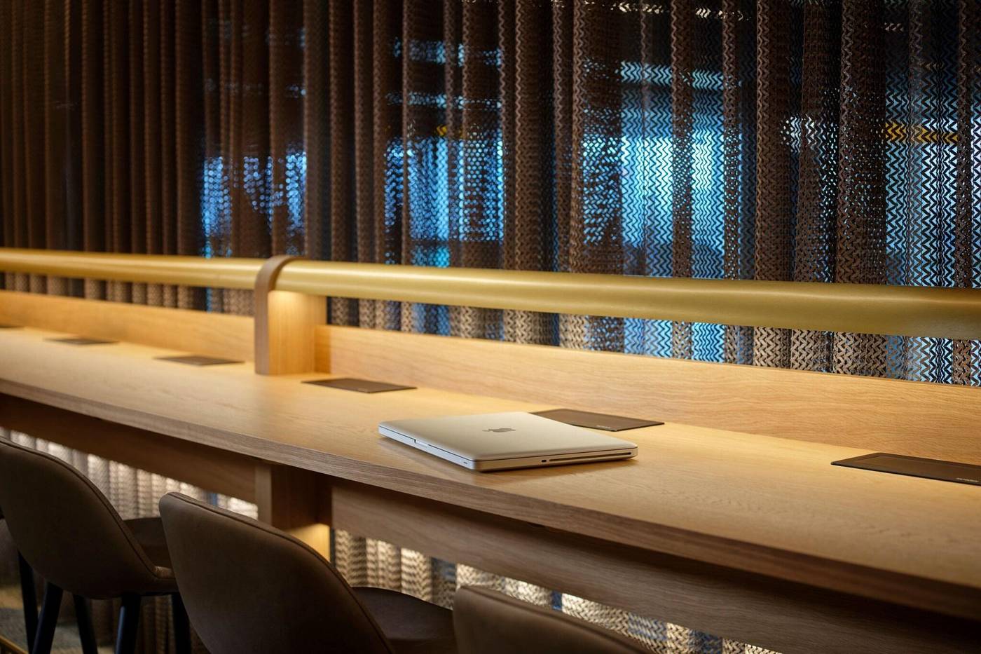 Sheraton-Amsterdam-Airport-Hotel-And-Conference-Center-Room-30