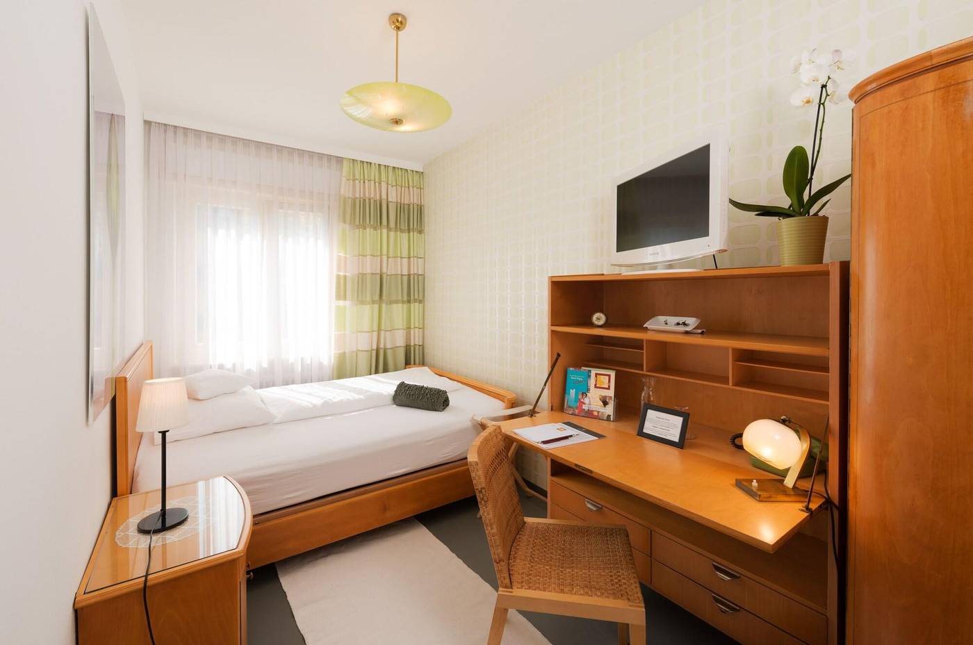 Vosteen Design-Hotel-Germany-NUREMBURG -Room-7