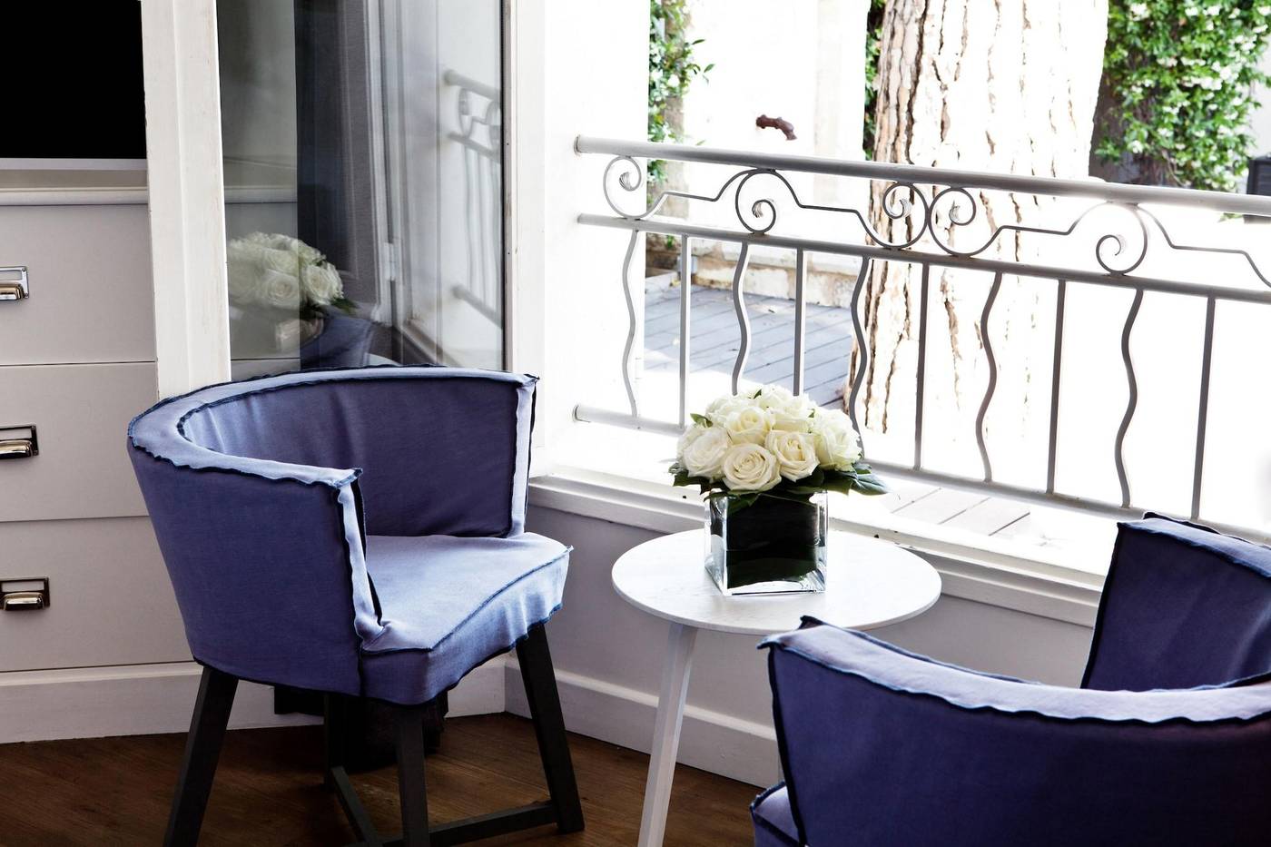 White-1921-Saint-Tropez-Room-45