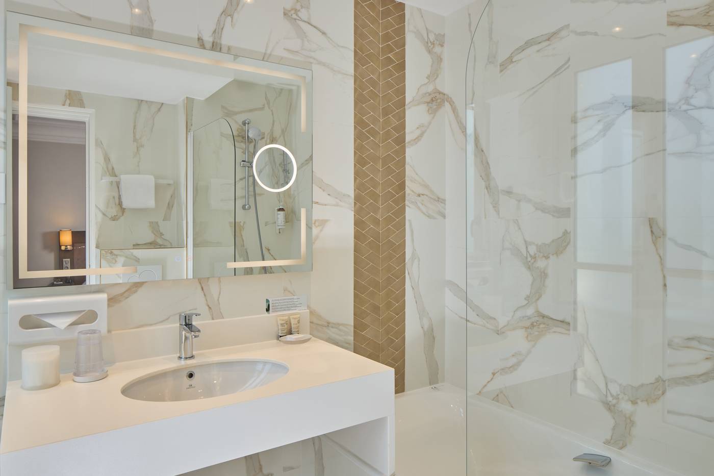 Regence-Etoile-Room-46