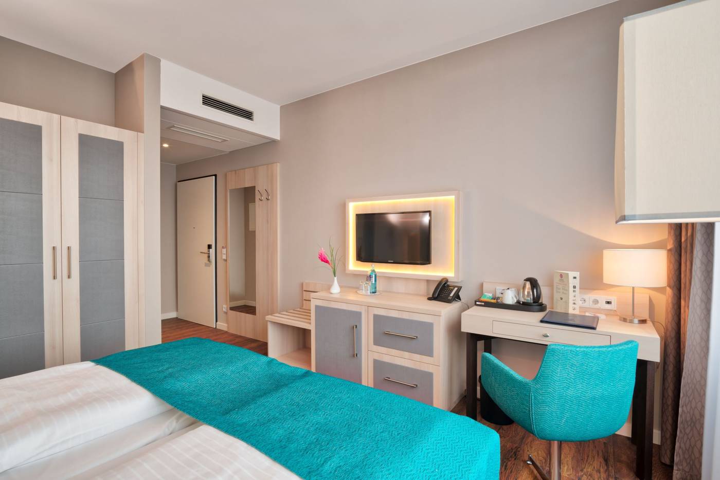 Hollywood-Media-Hotel-Room-8