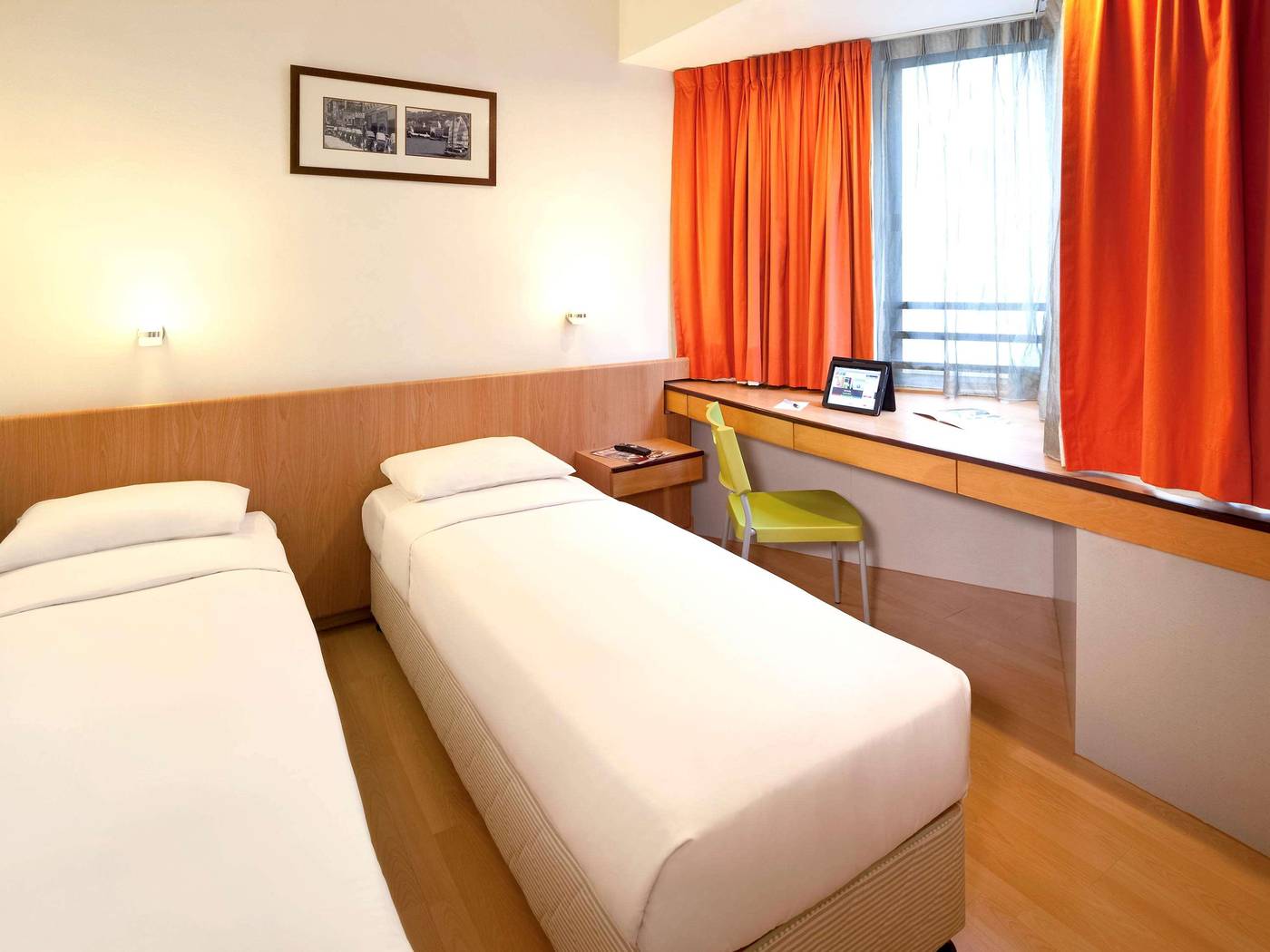 ibis-Hong-Kong-North-Point-Room-3