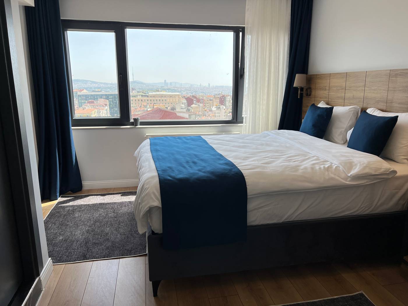 Blue-Suite-Otel-Room-14