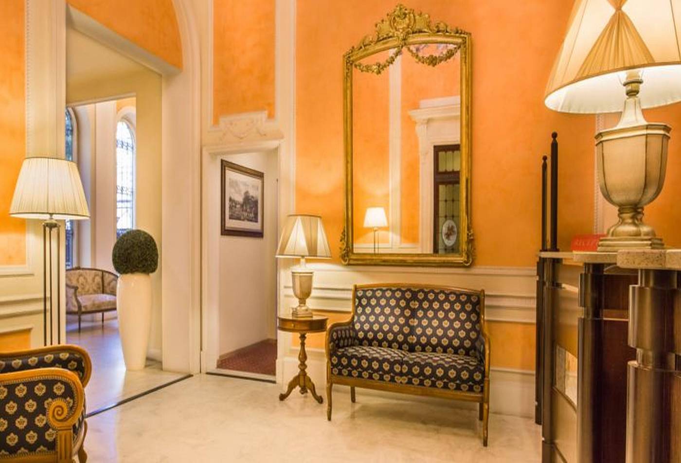 La-Fortezza-Lobby-38