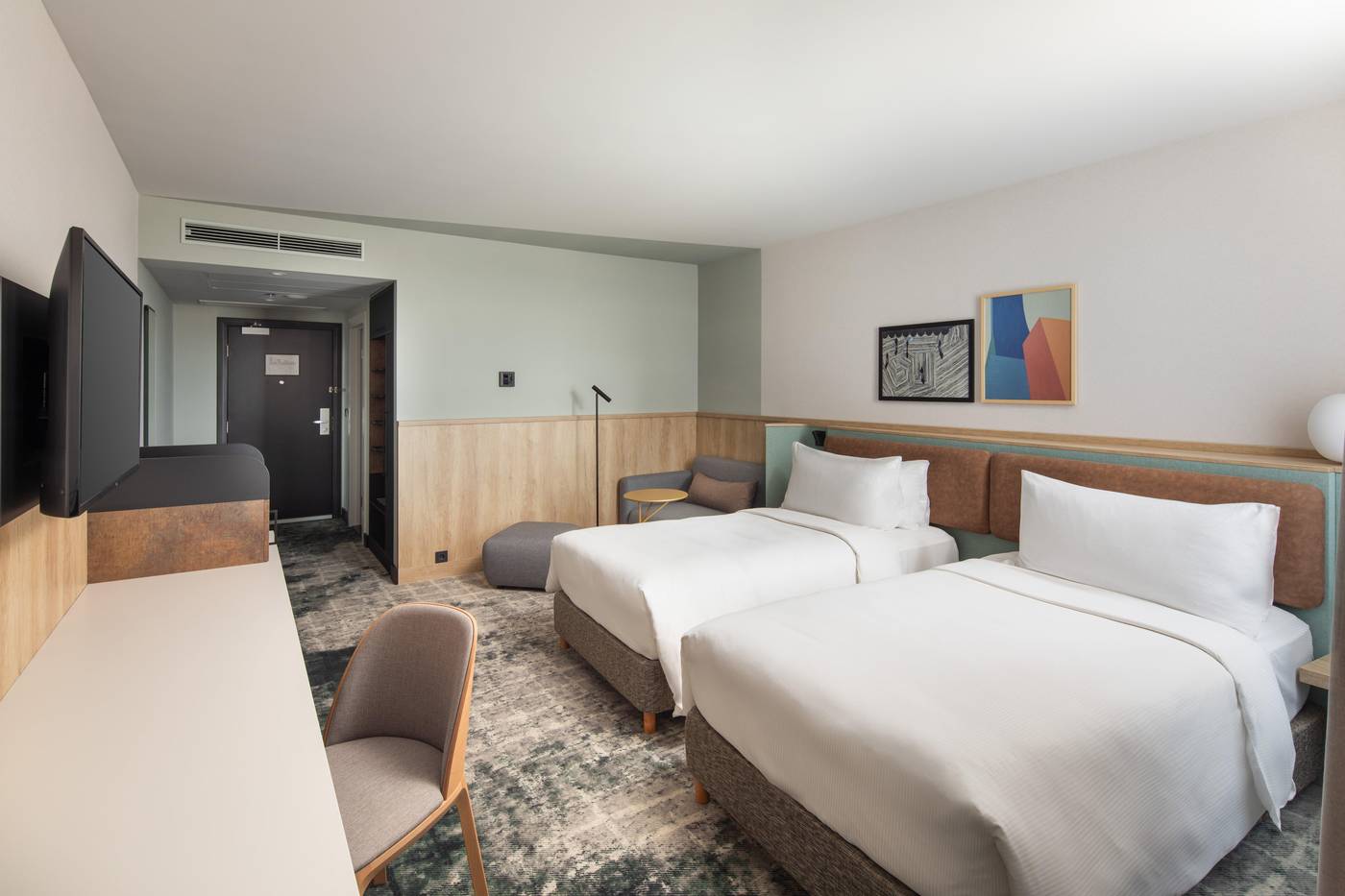 Crowne-Plaza-Budapest-Room-25