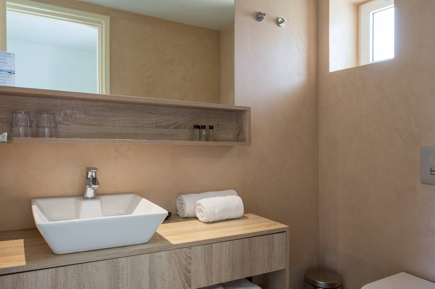 Corissia-Beach-Room-27