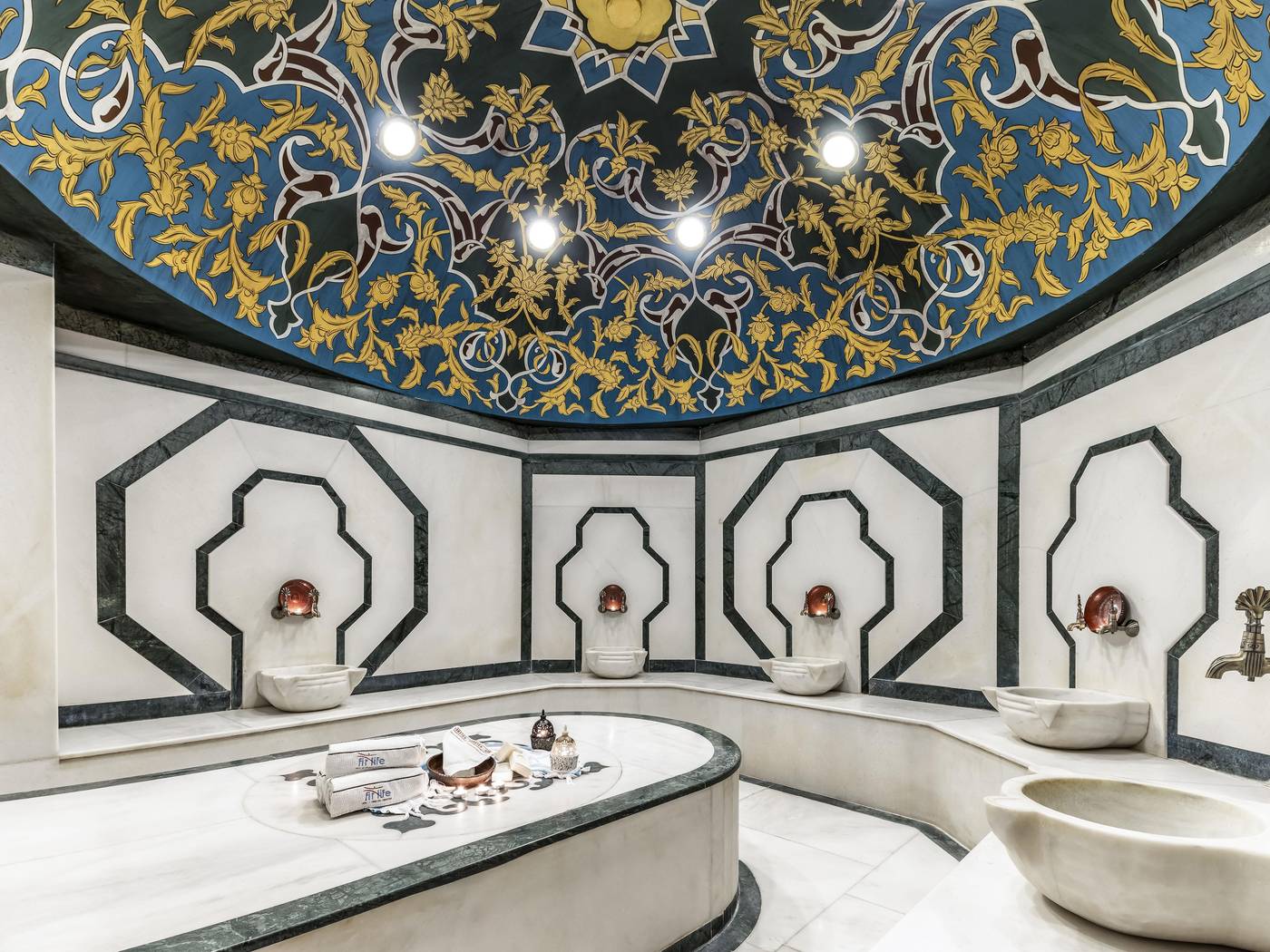 Elite-World-Comfy-Istanbul-Taksim-Hotel-Sports-and-Entertainment-41