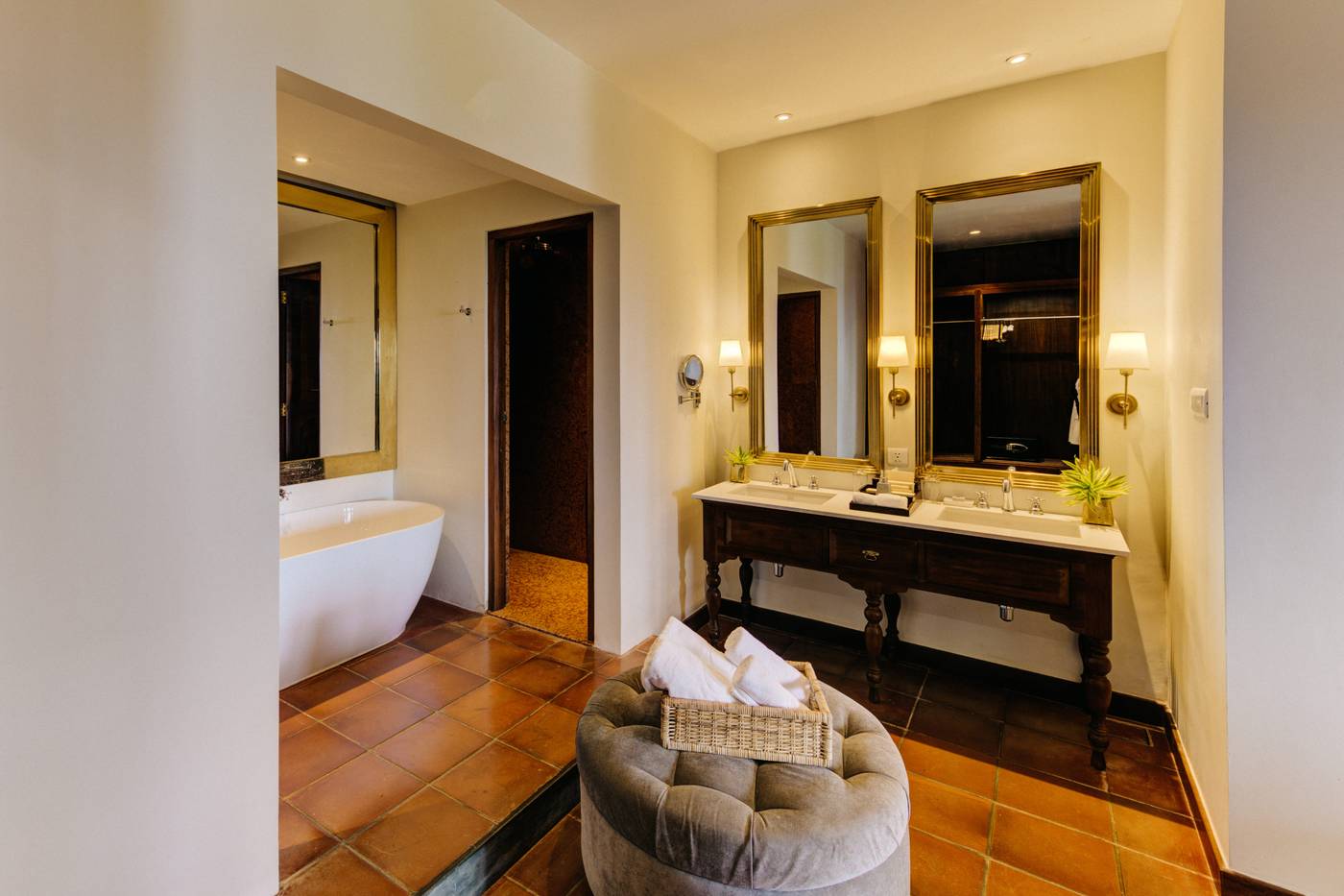 Cinnamon-Bentota-Beach---Signature-Selection-Room-40