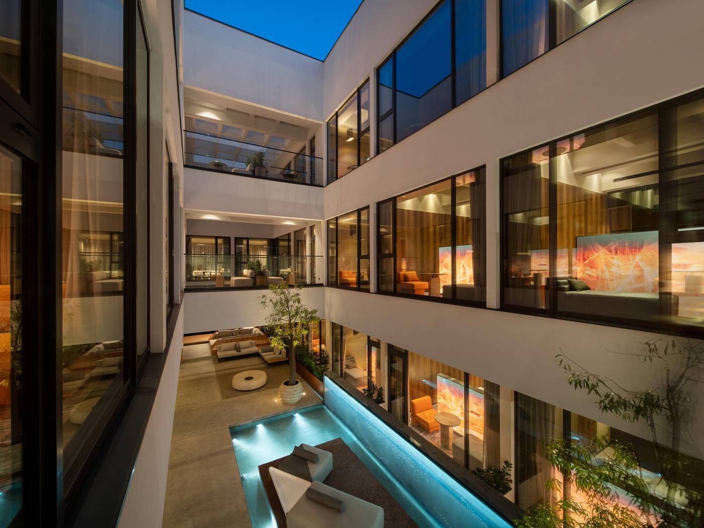 The-Emporium-Plovdiv---MGallery-Bar-2