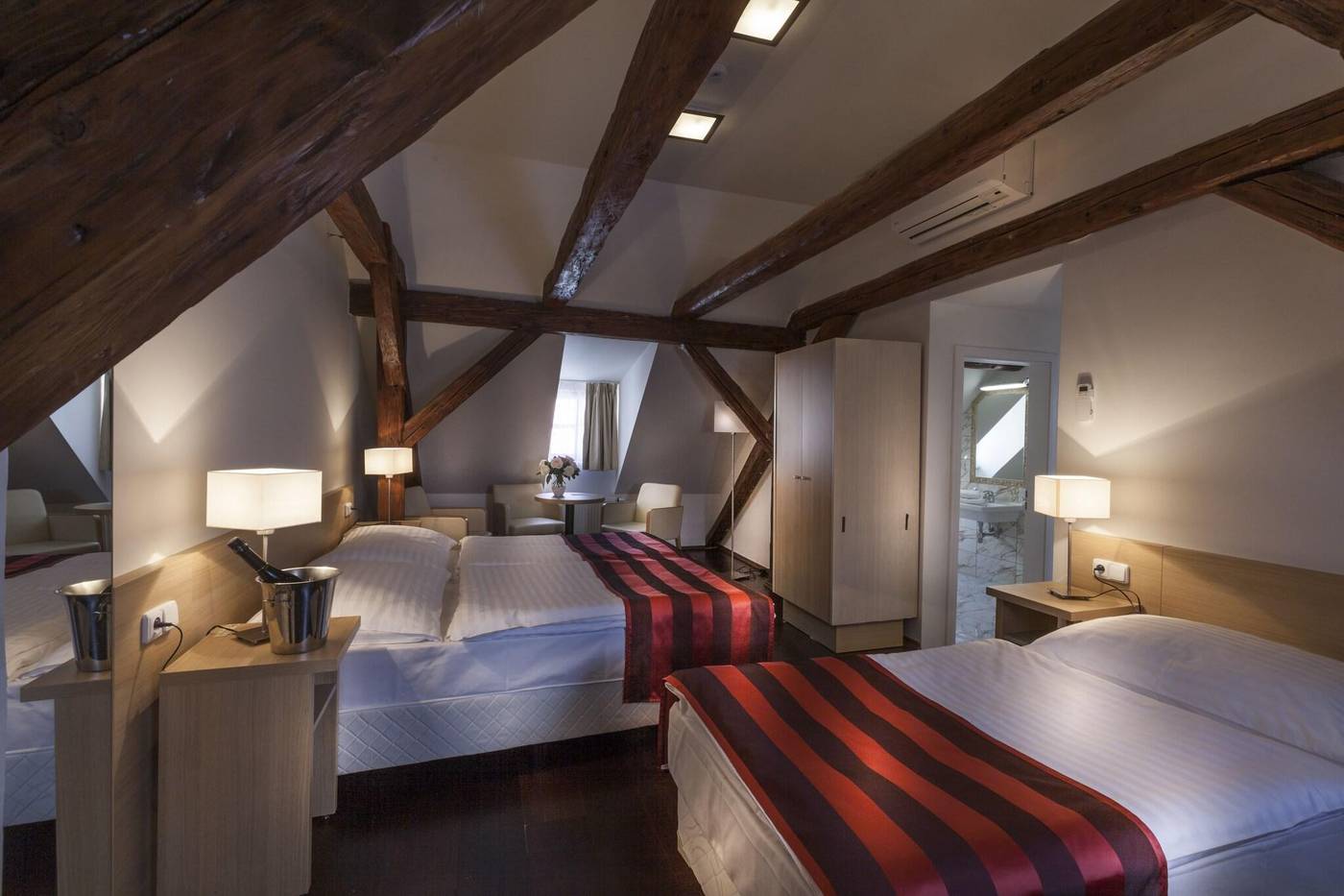 Residence-U-Malvaze-Room-34