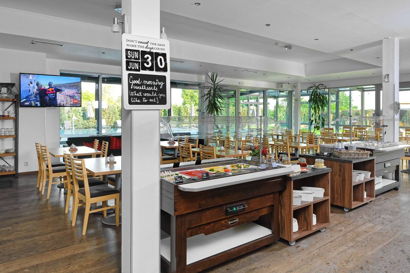 Hotel-Aura-Restaurant-39