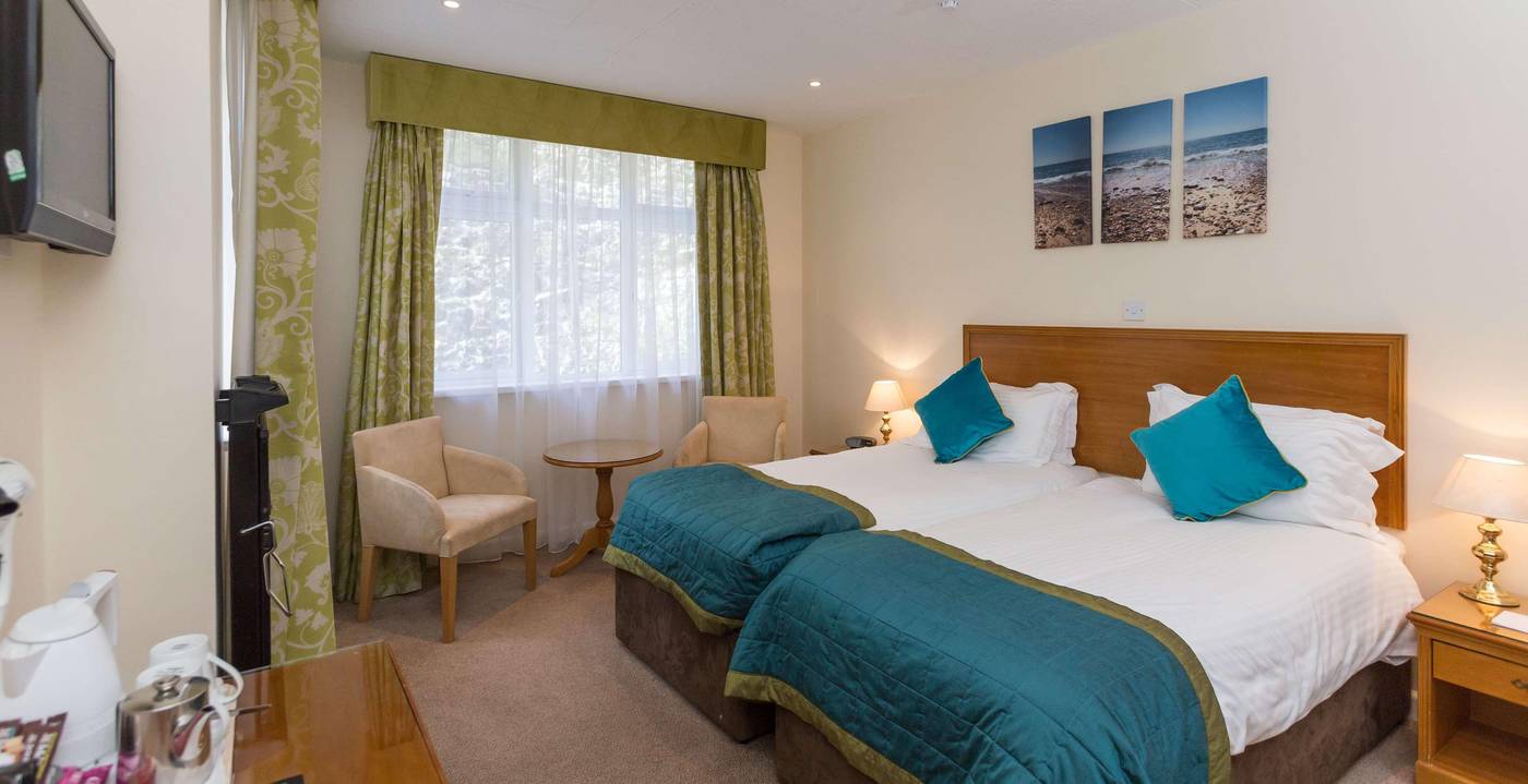 Best-Western-Moores-Central-Hotel-Room-10