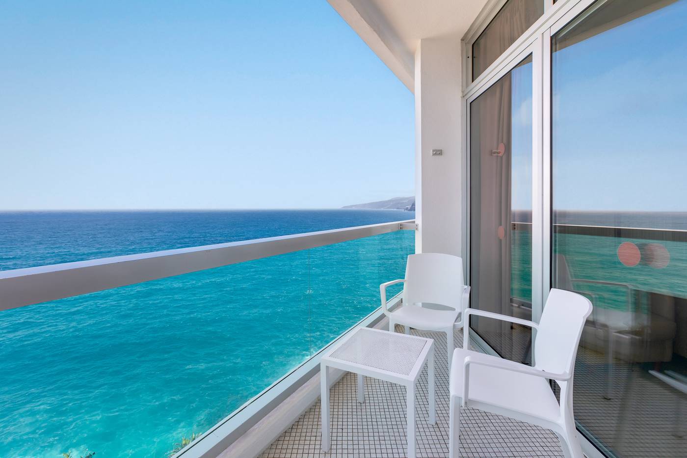 Best-Semiramis-Room-19