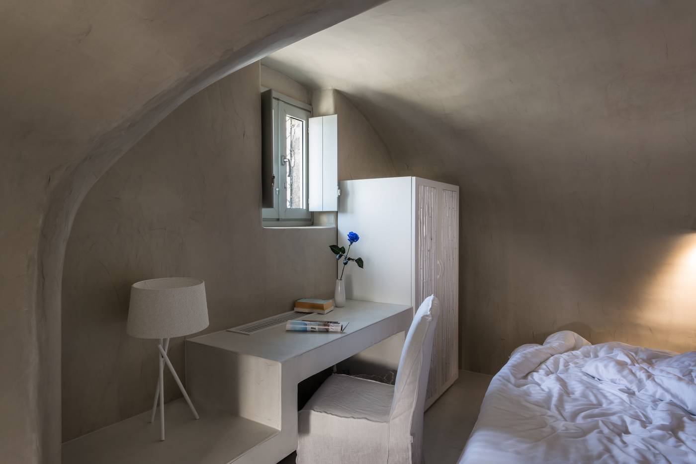 Mythical-Blue-Luxury-Suites-Room-29