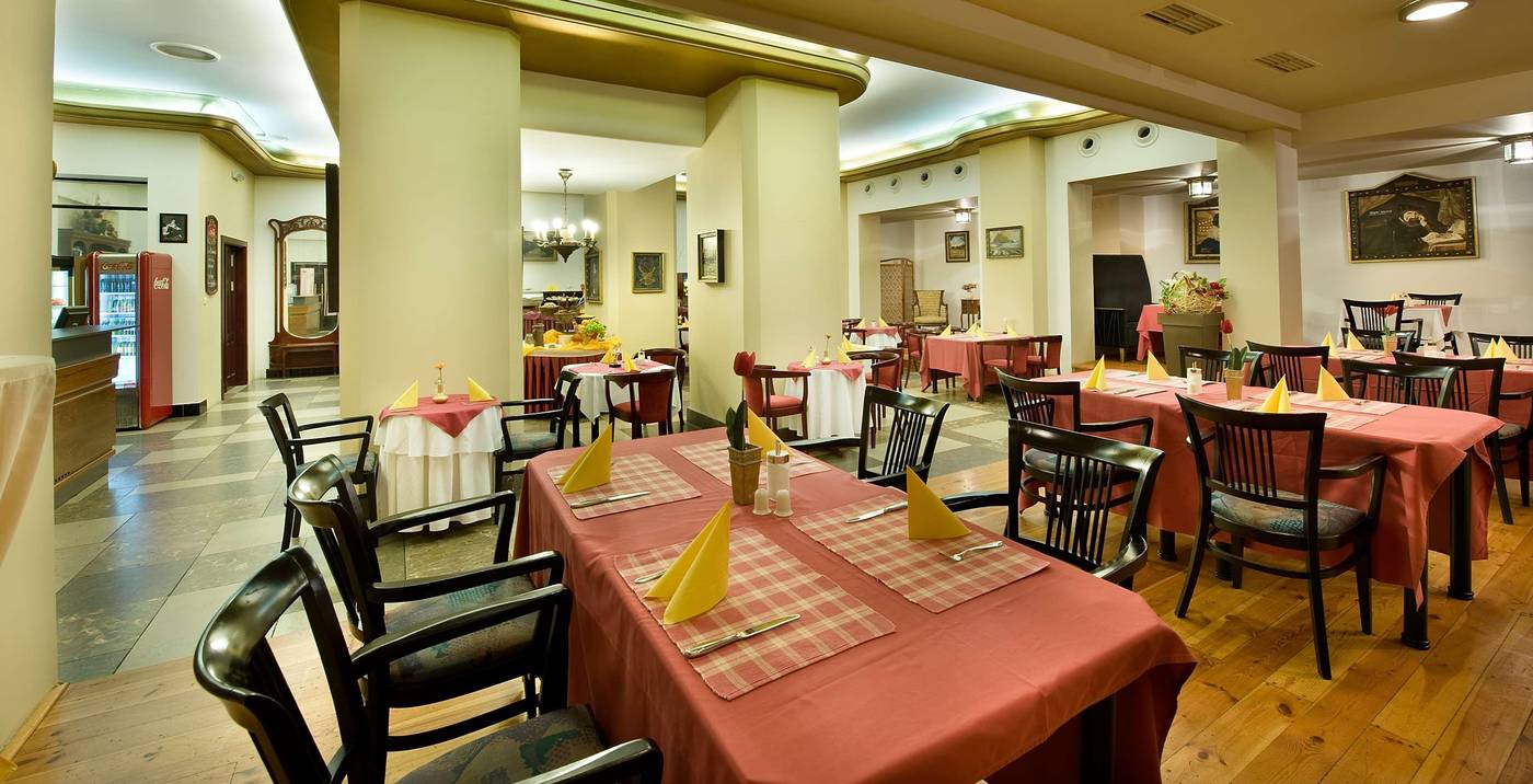 EA-Hotel-Rokoko-Sports-and-Entertainment-34