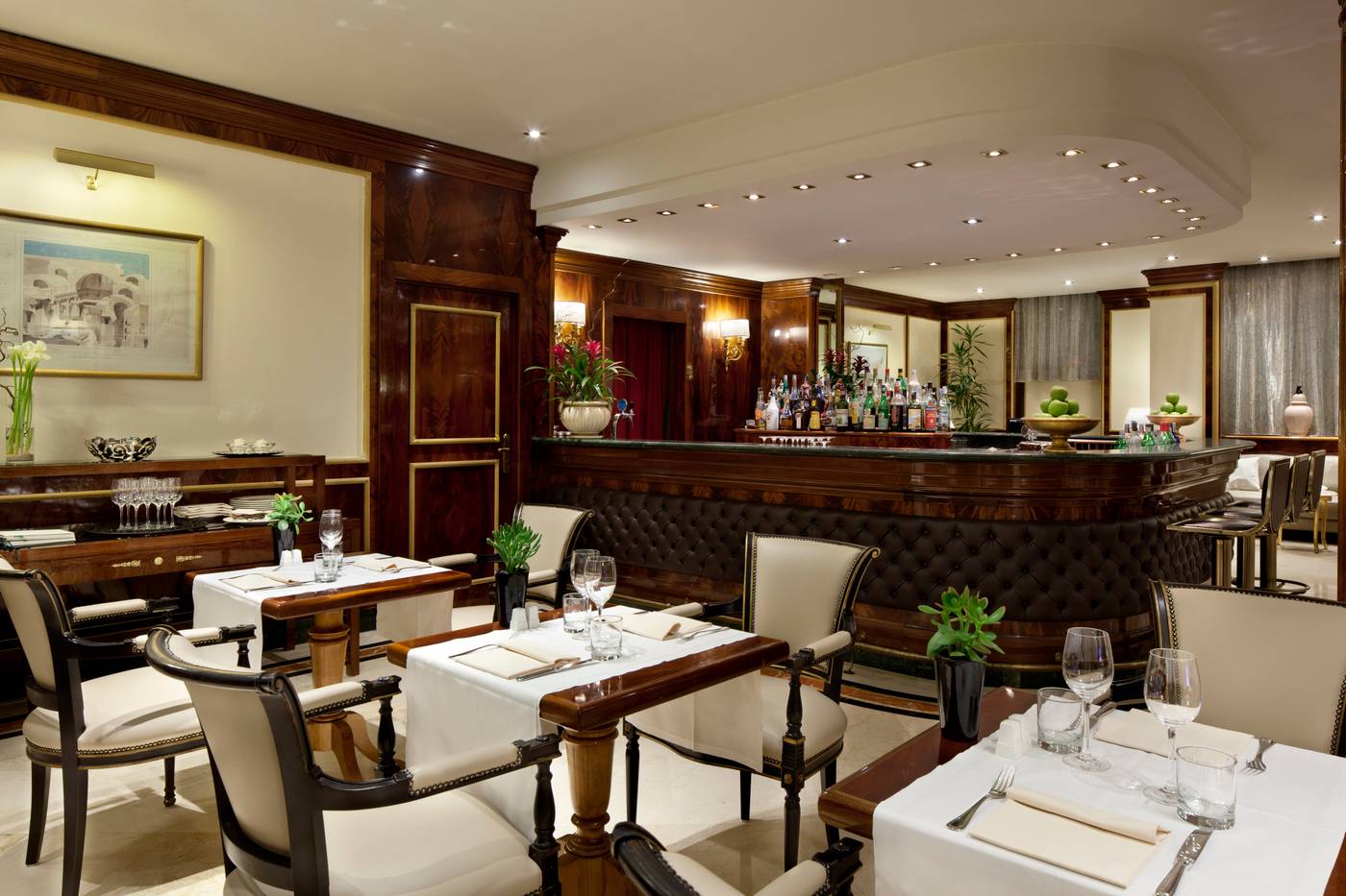 Unahotels-Scandinavia-Milano-Bar-18