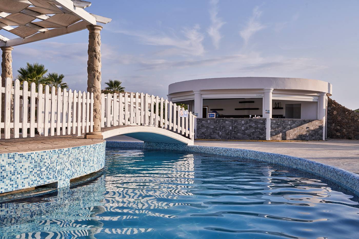 Sandy-Beach-Resort-Bar-8