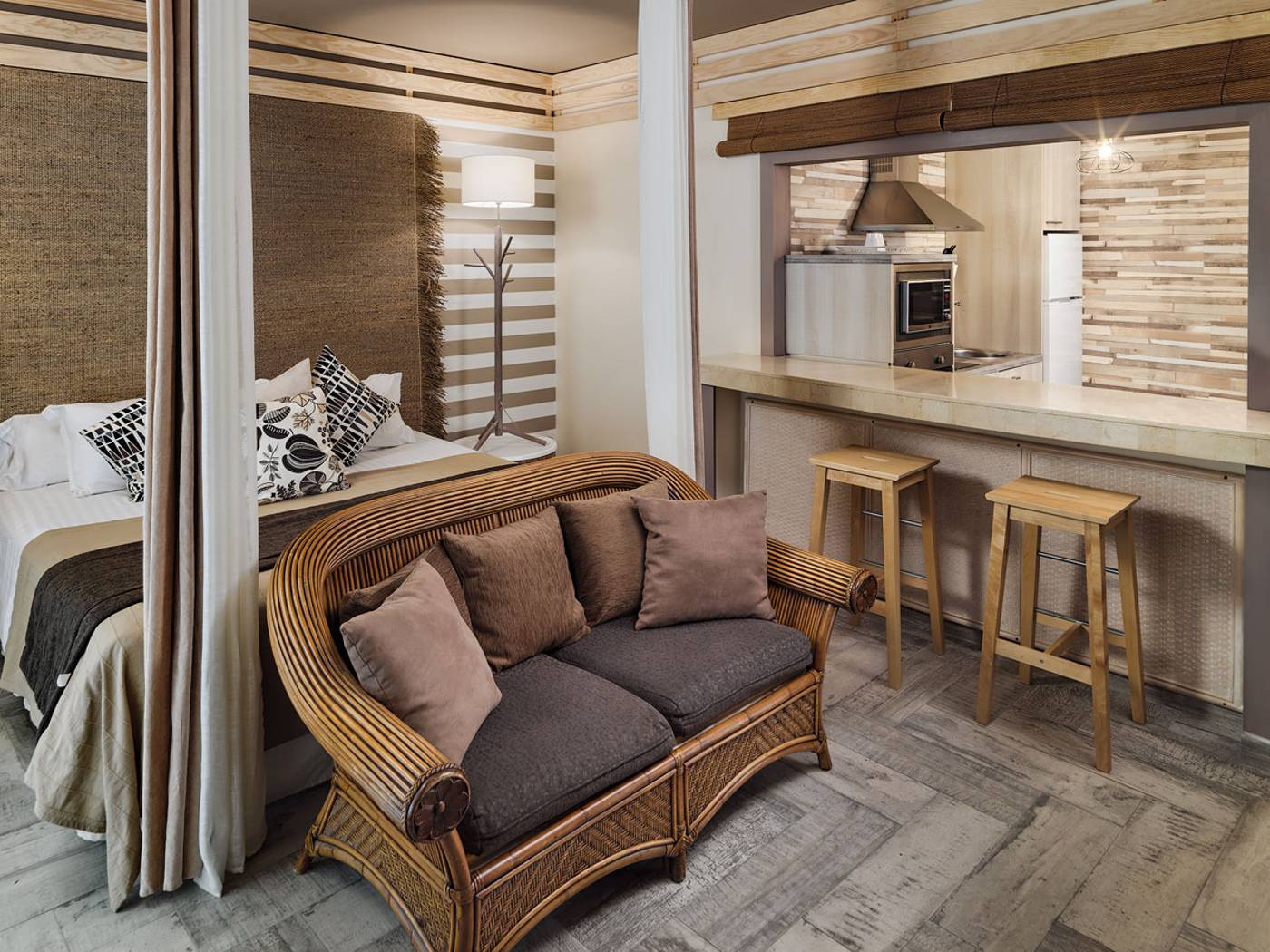 Green-Garden-Resort-and-Suites-Room-29