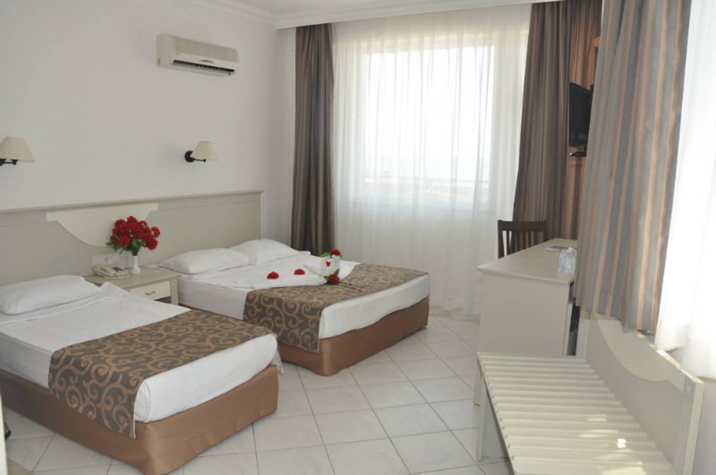 Asrin-Beach-Hotel-Room-18