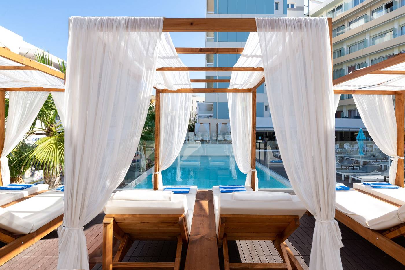 Agla-Pool-4