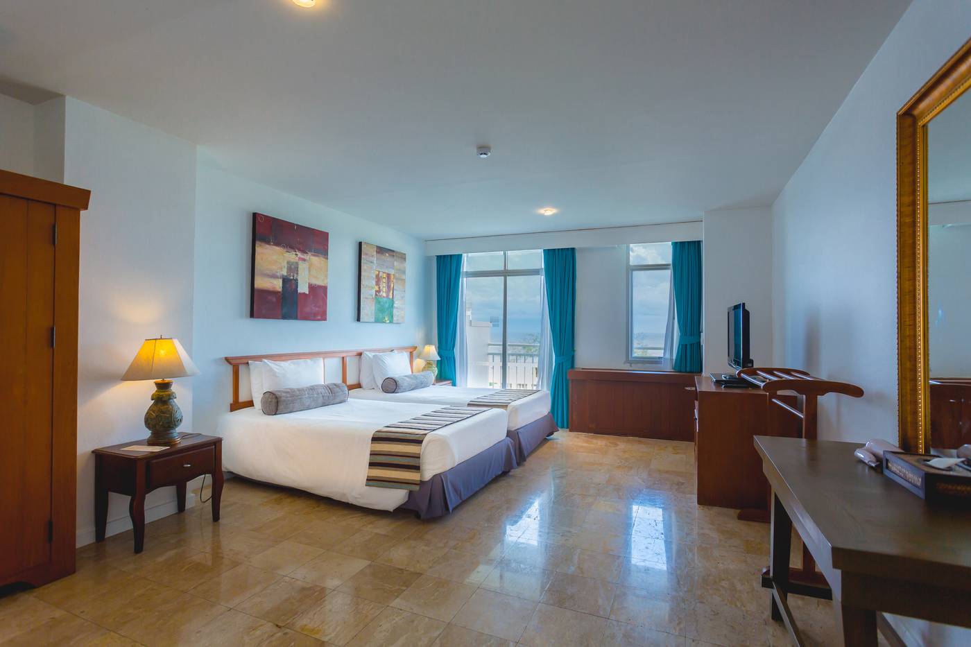Waterfront-Suites-Phuket-by-Centara-Room-17