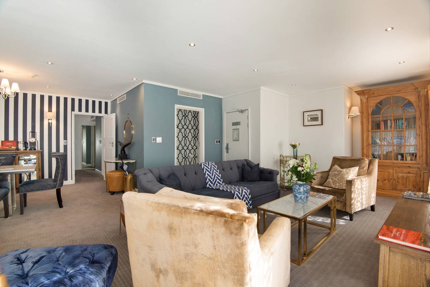 The-Commodore-Room-49