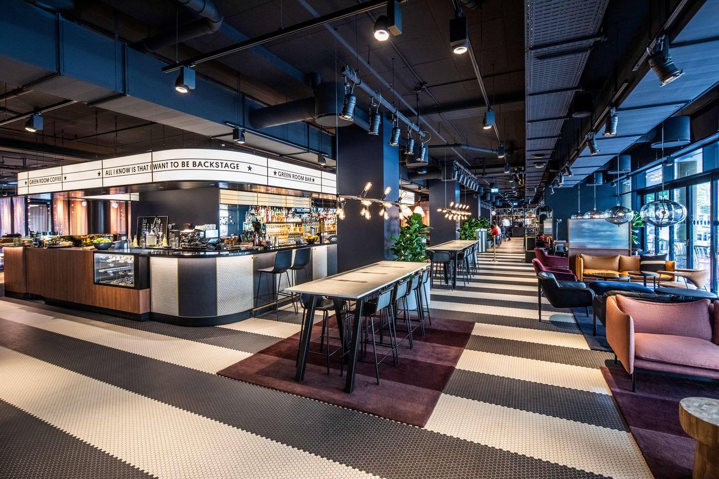 Scandic-Falkoner-Bar-13