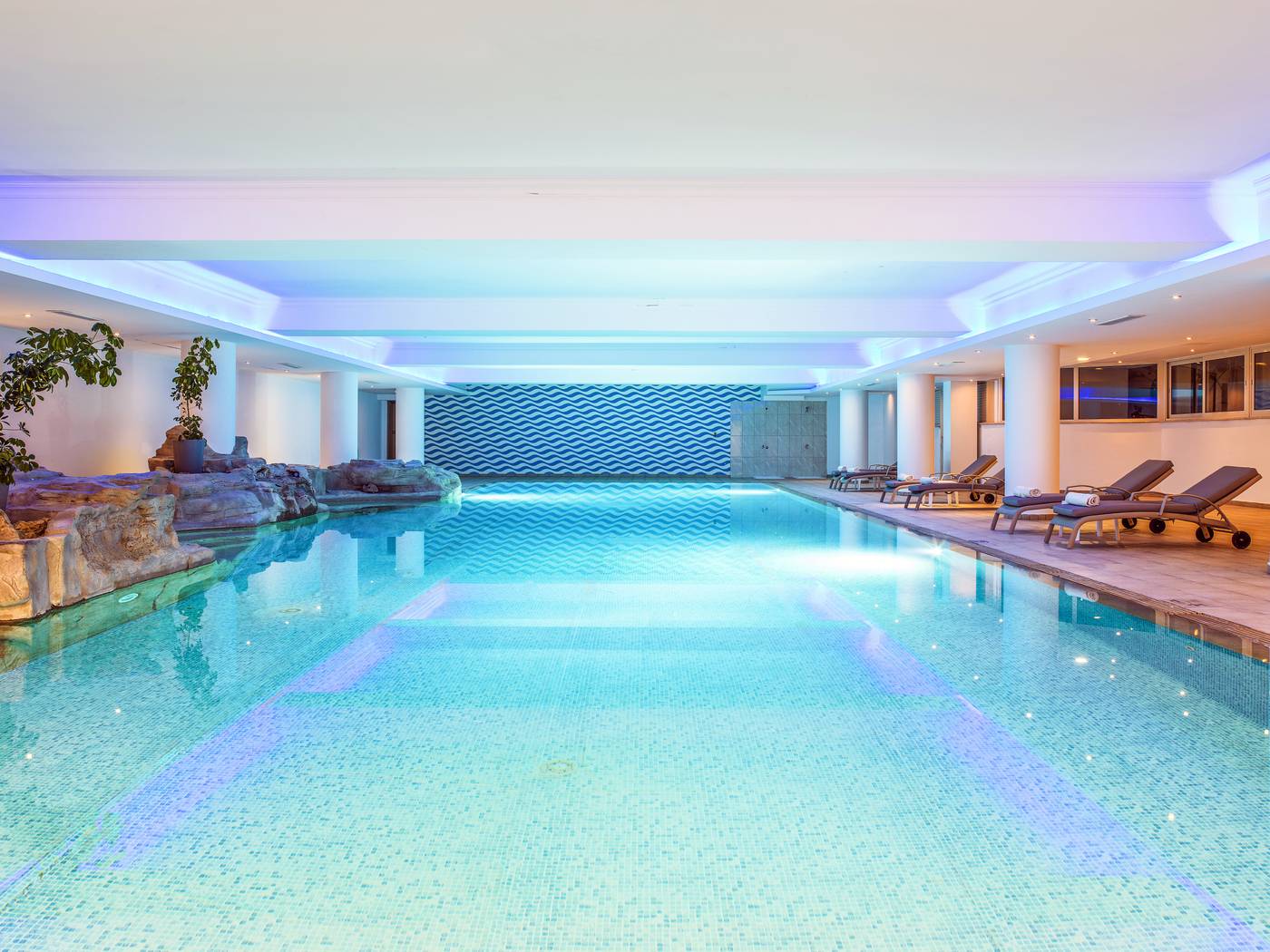 Olympic-Lagoon-Resort-Pool-80