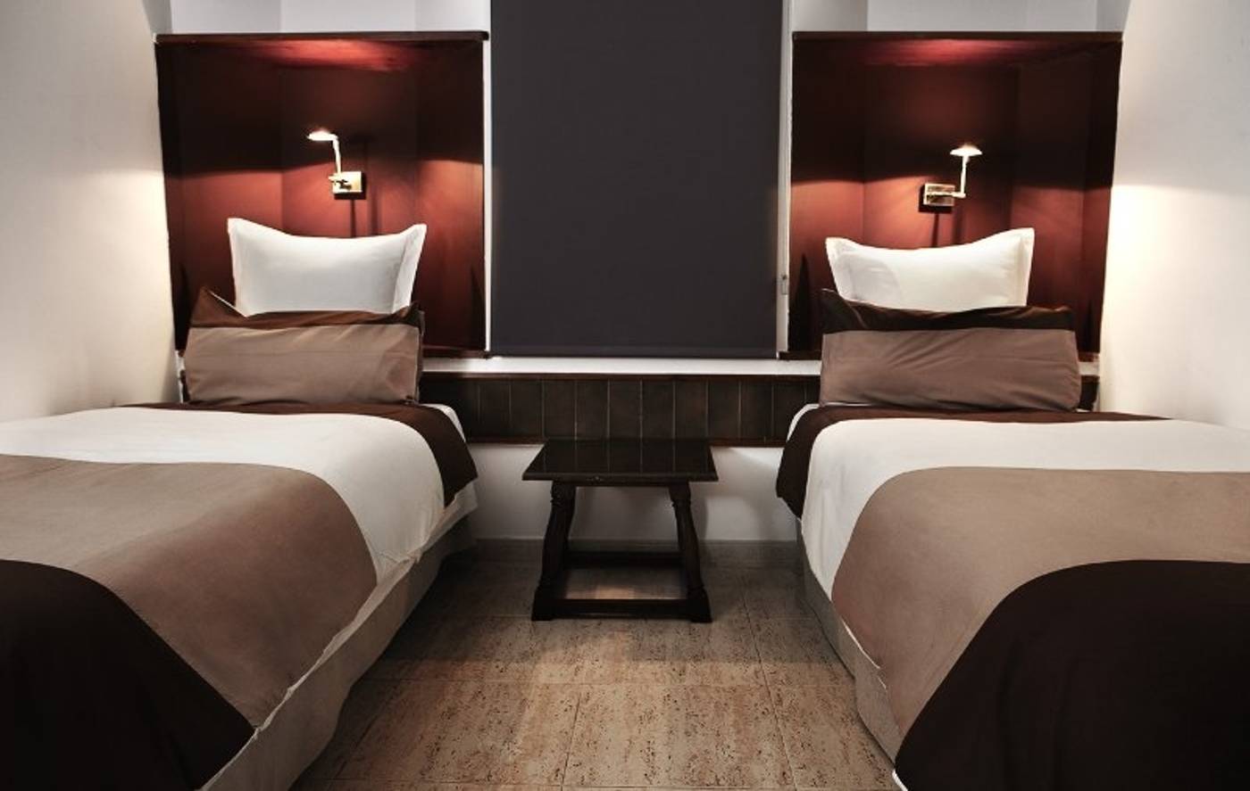 Tenesoya--Gay-Men-Exclusive--Room-14