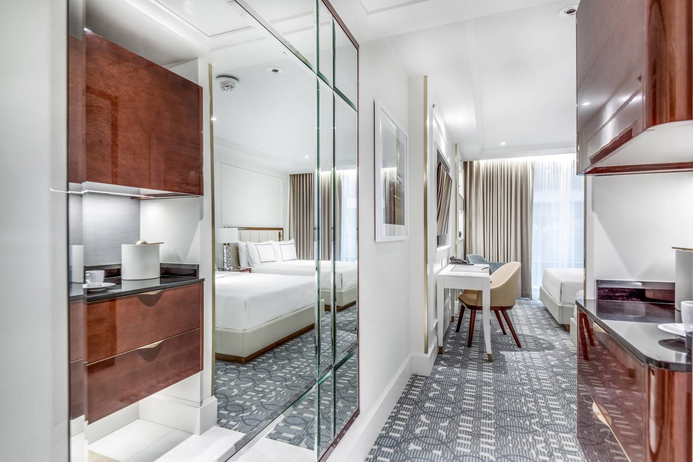 Azur-Legacy-Collection-Hotel-Room-18