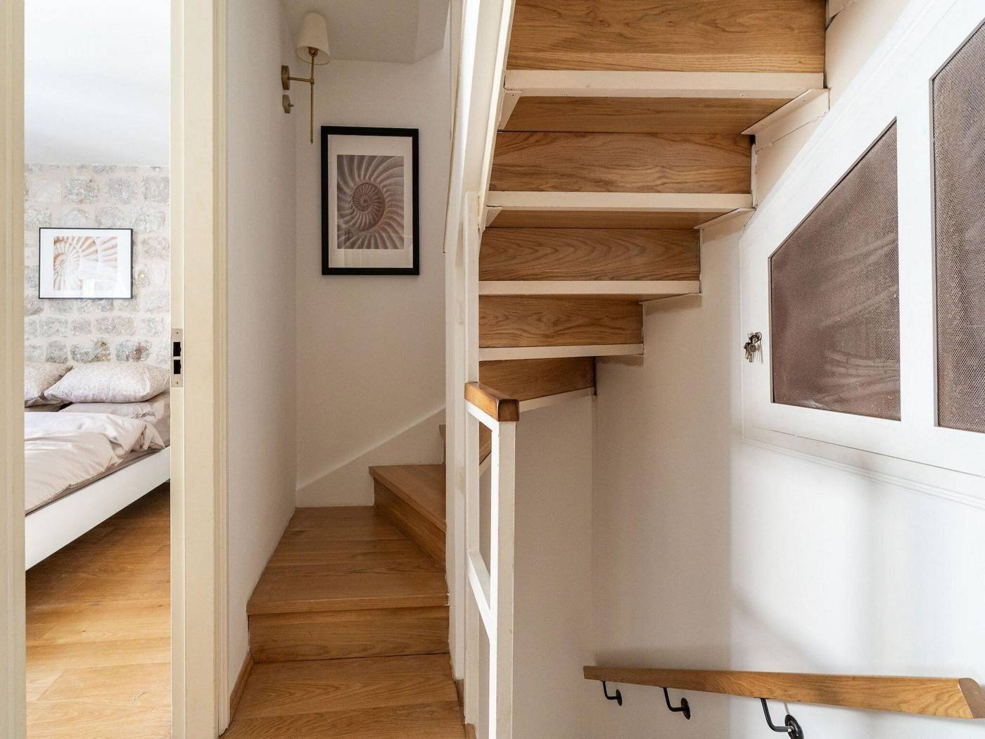 Lumin-Guesthouse-Lobby-76