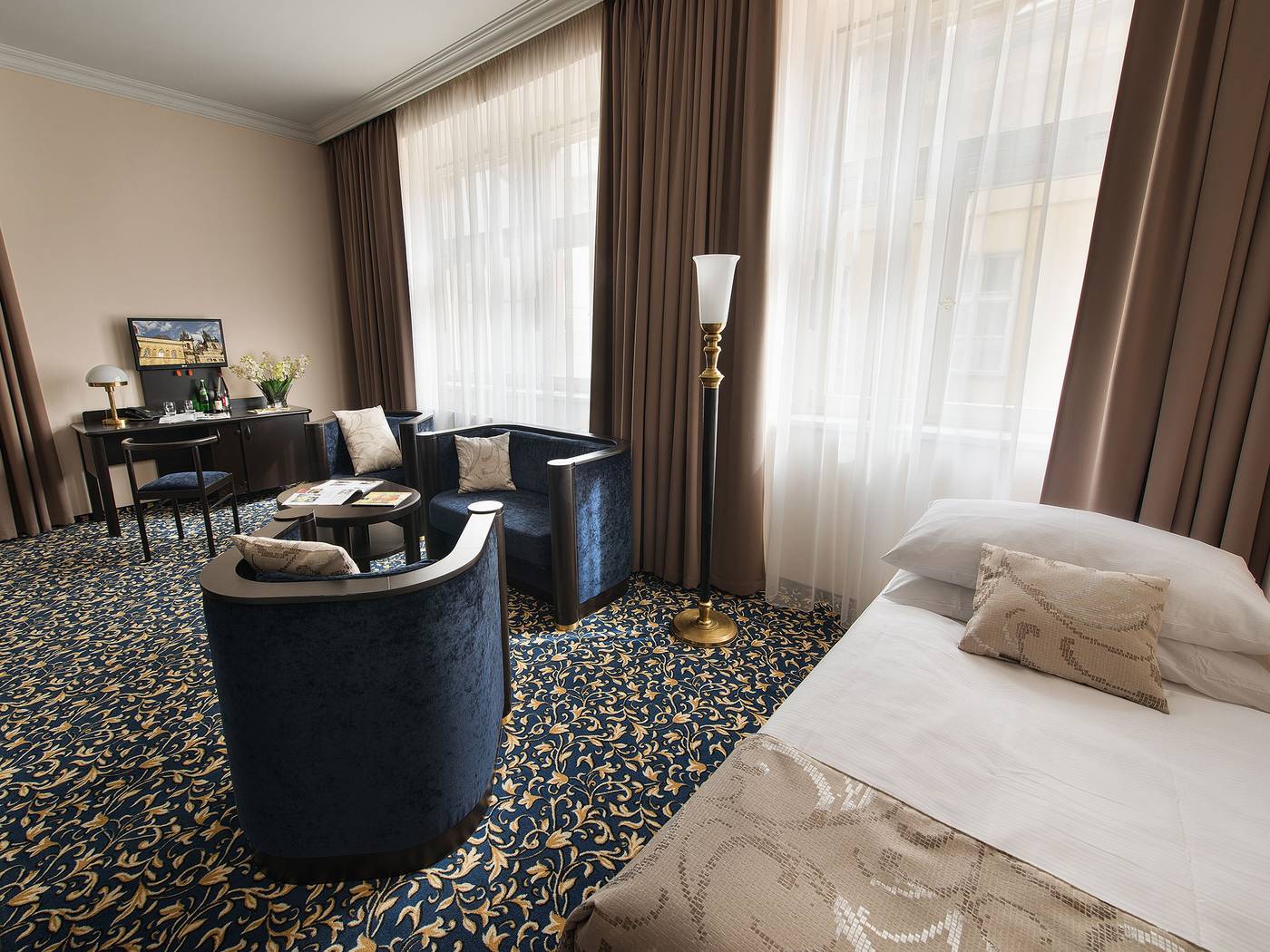 EA-Hotel-Royal-Esprit-Room-18
