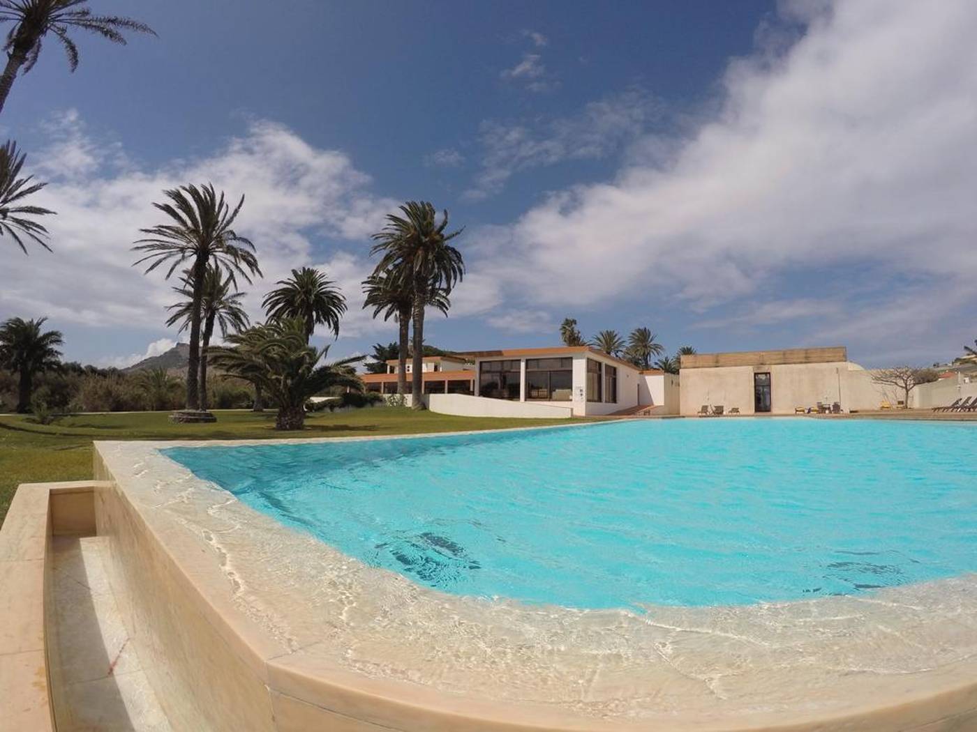 Porto-Santo-Hotel---Spa-Pool-1
