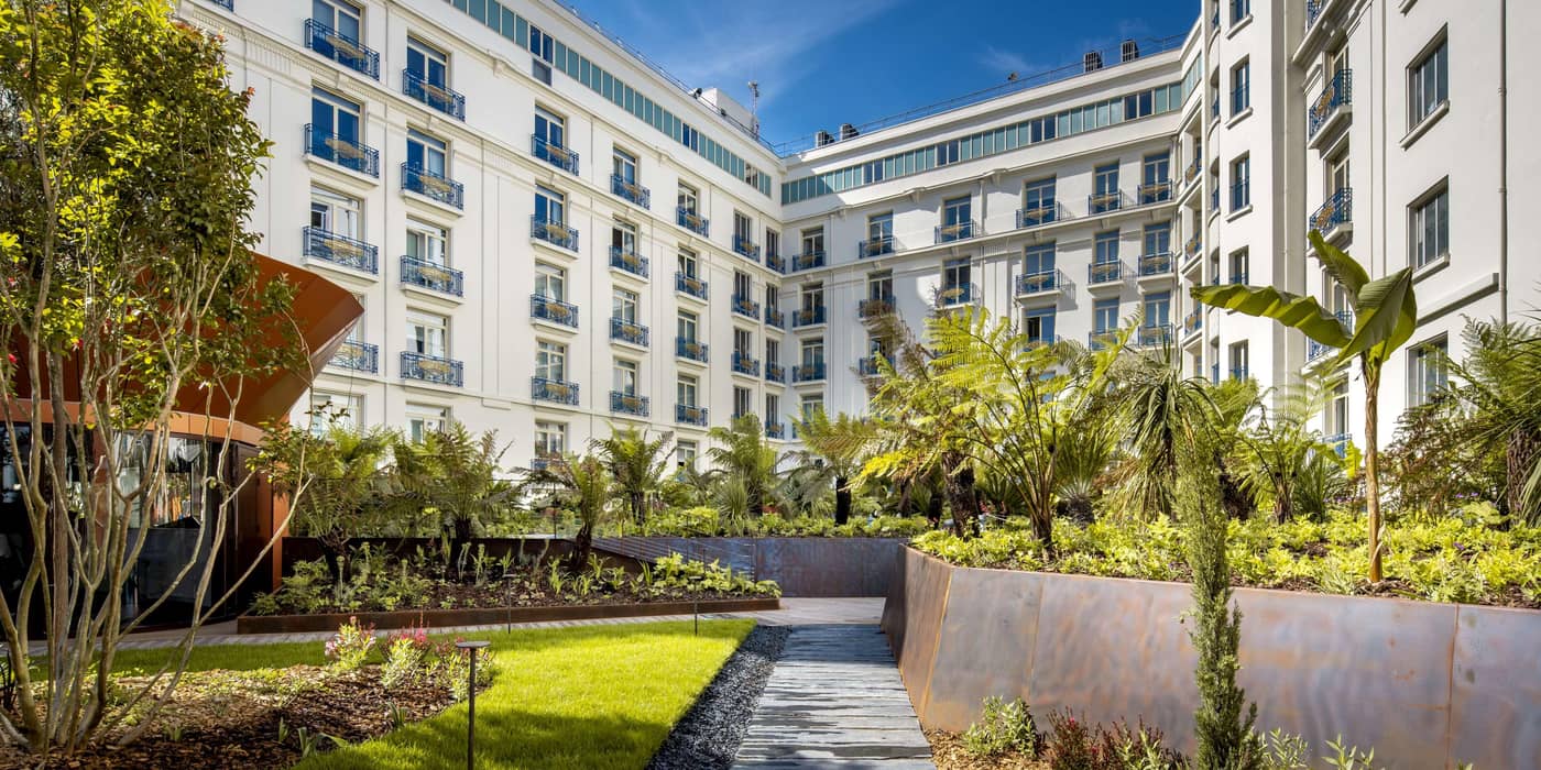 Hotel-Martinez-Cannes-General-view-2
